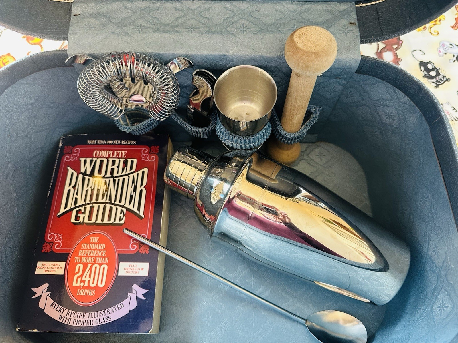 Vintage Bartender / Bartending Portable Cocktail Traveling Bar Kit With Case