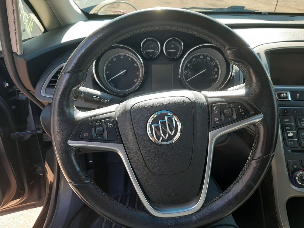 VERANO 2012 High Mounted Stop Light 1066225