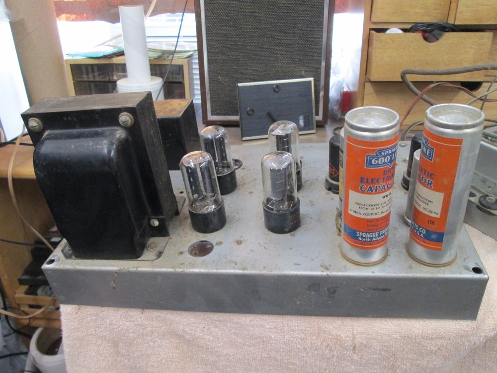 Capehart 634927 tube amplifier pulled from a Panamuse console Powers on