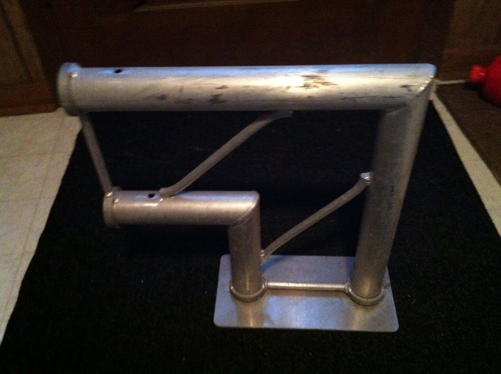 Light truss base