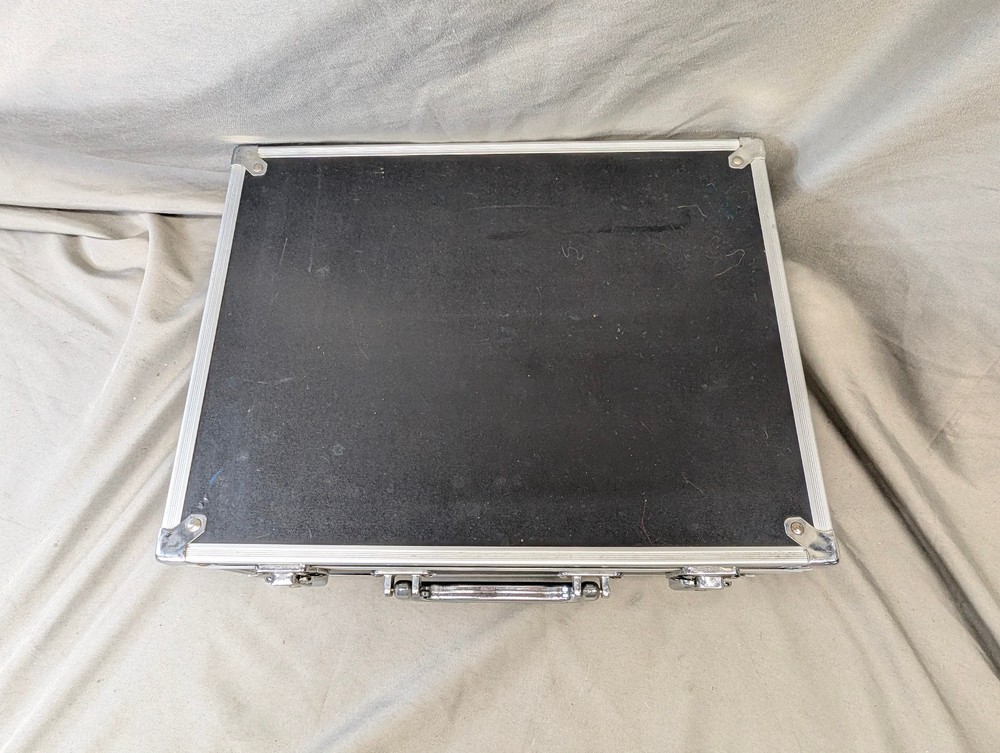 13x10x5 Locking Case Aluminium Black No key