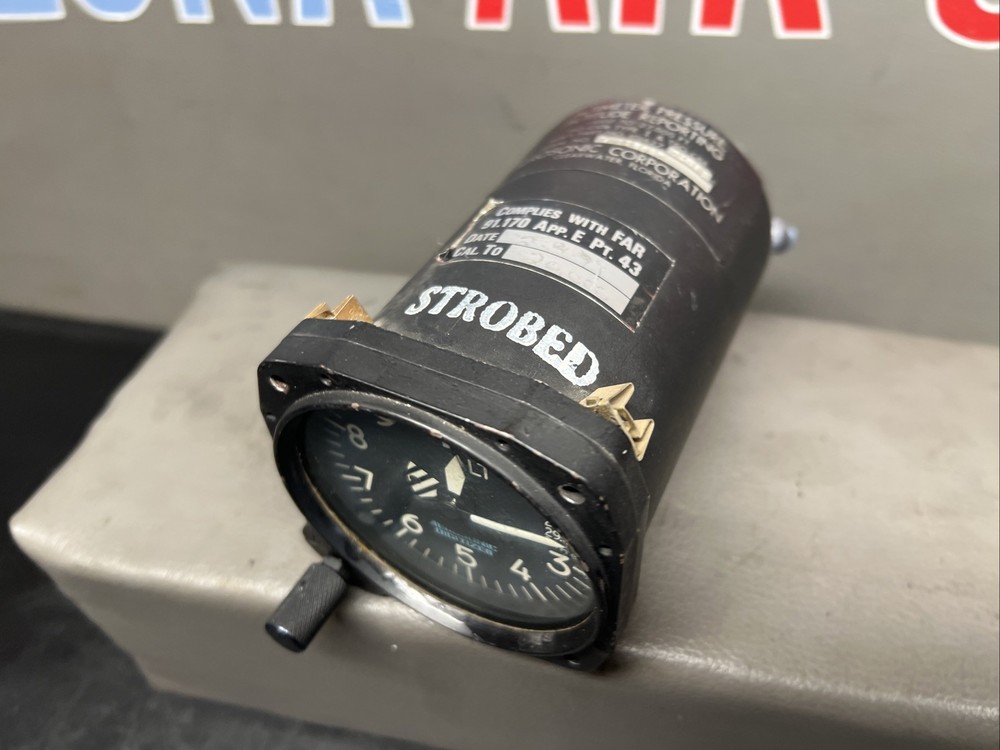 Aerosonic 101627-01696CC Encoding Altimeter Pressure Reporting Strobed No Plug