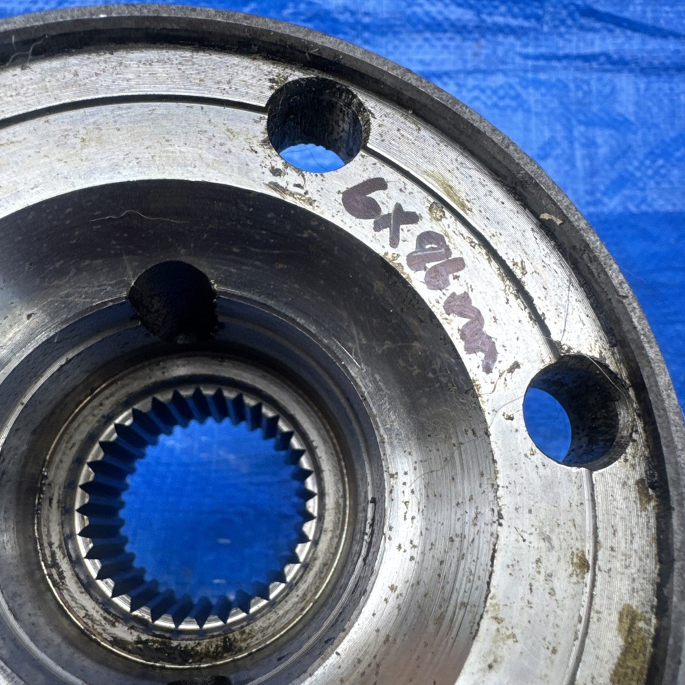 BMW E32 E34 input front flange 6x86 210 large case LSD open diff shaft cup