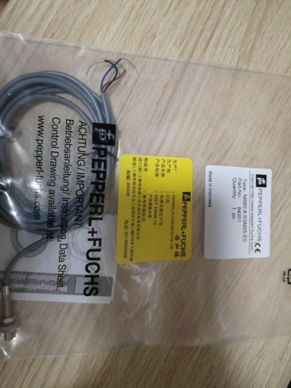 1PC New Pepperl+Fuchs NBB0.8-5GM25-E0 Inductive Sensor