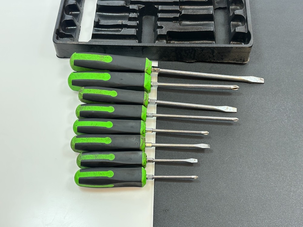 Cornwell Tools 8pc NEON GREEN Square Grip Flat Phillips Screwdriver Set w/ Tray