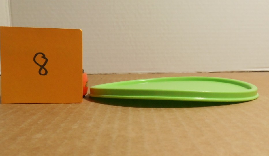 Tupperware 2541D Lime Green Butterfly Tab Replacement Lid Only O8