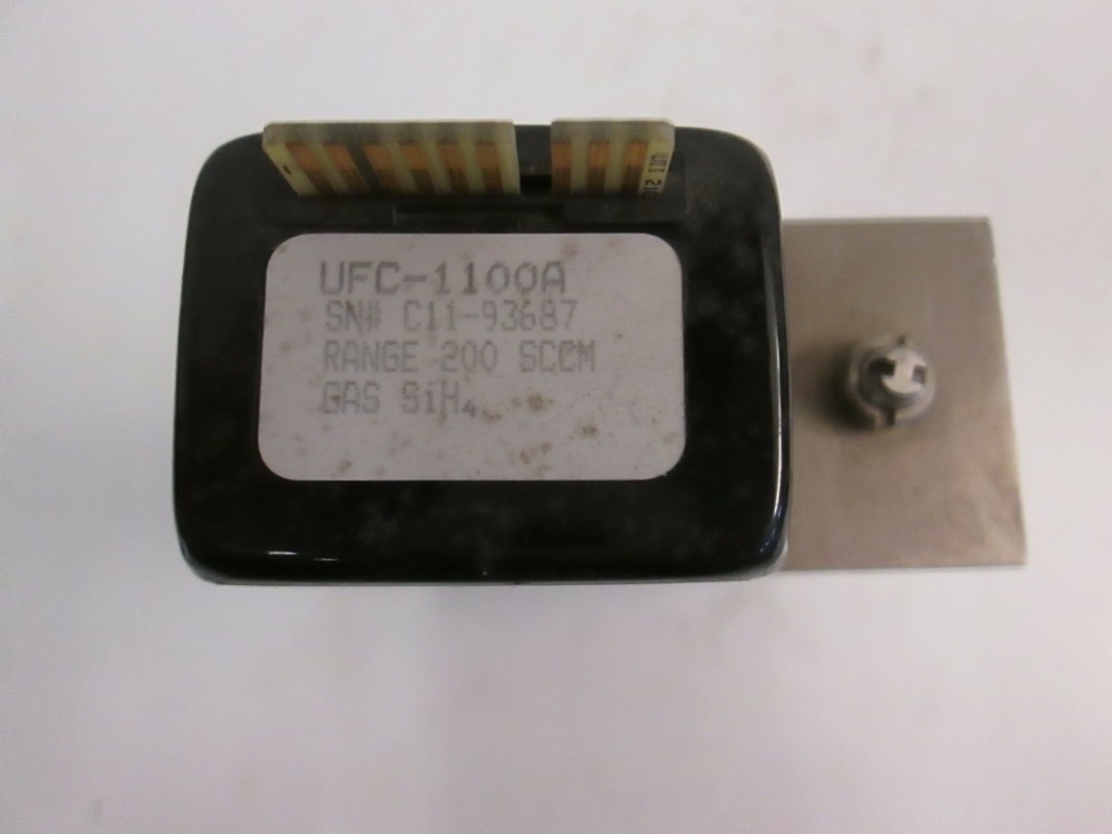 Unit UFC-1100A Mass Flow Controller MFC, SiH4, 200 SCCM