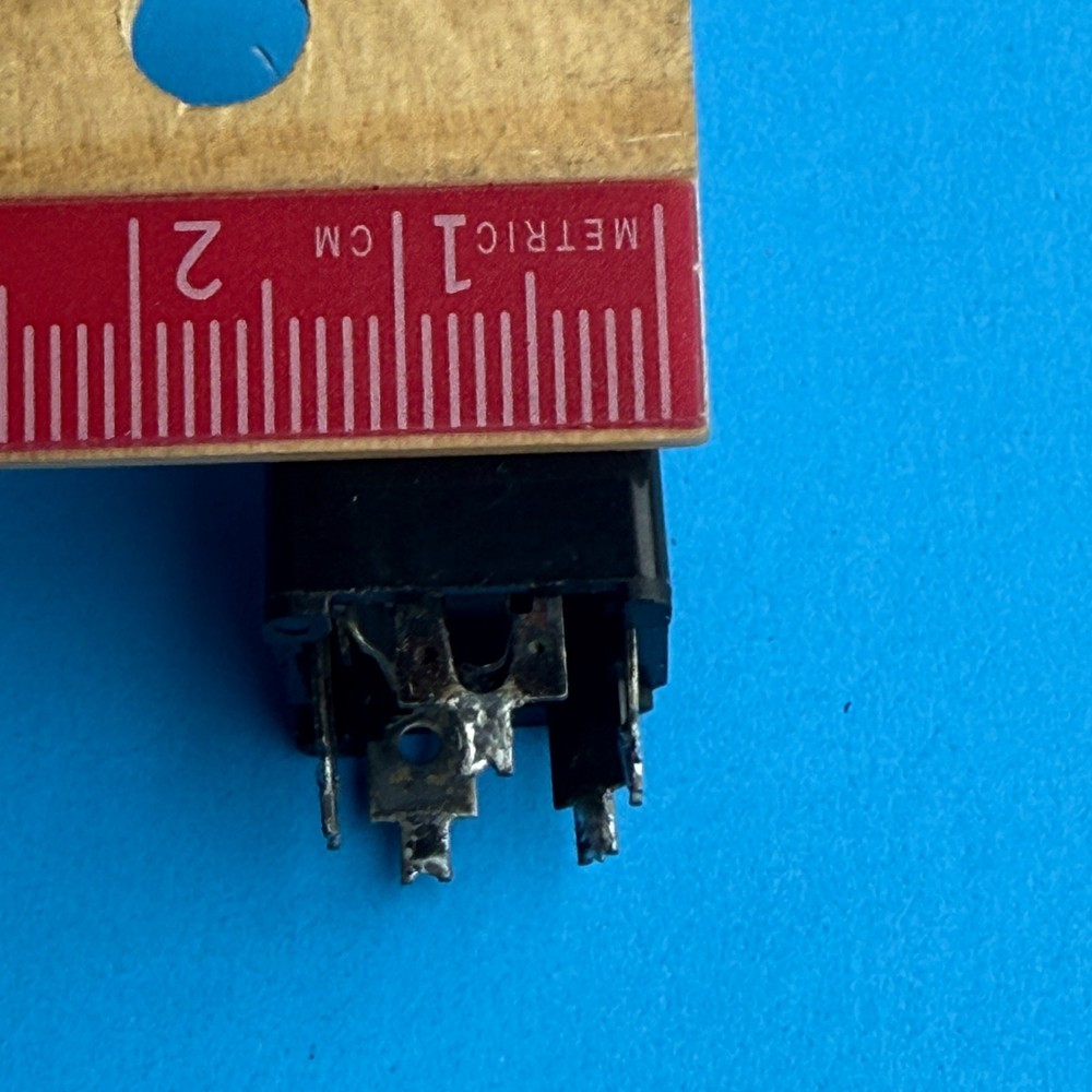 [FRS] BEHRINGER Mixer Part: Stereo TRS Female 1/4" Input Jack Socket [2PCS]