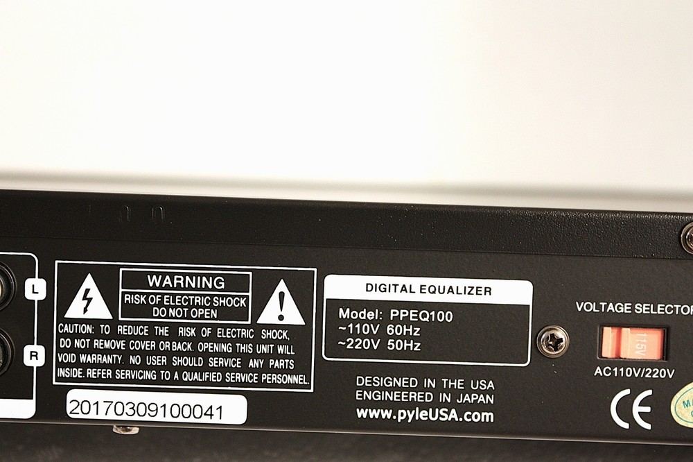 PYLE PPEQ100 GRAPHIC EQUALIZER - MULTIPLE INPUTS - NIB