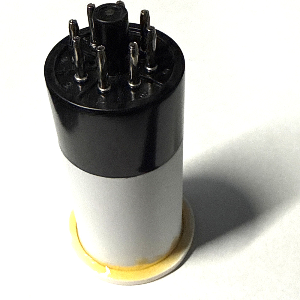 plug in coil form (80m to 20m) for 8 PIN socket L=42mm BLACK base