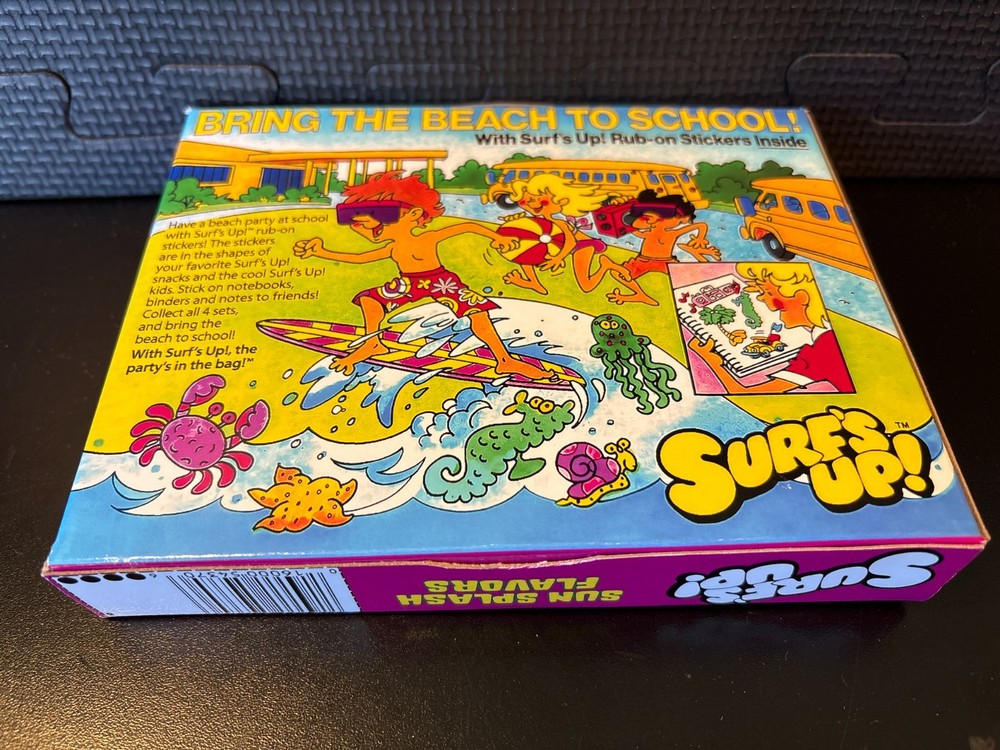Surfs Up fruit snacks - Empty custom design display box