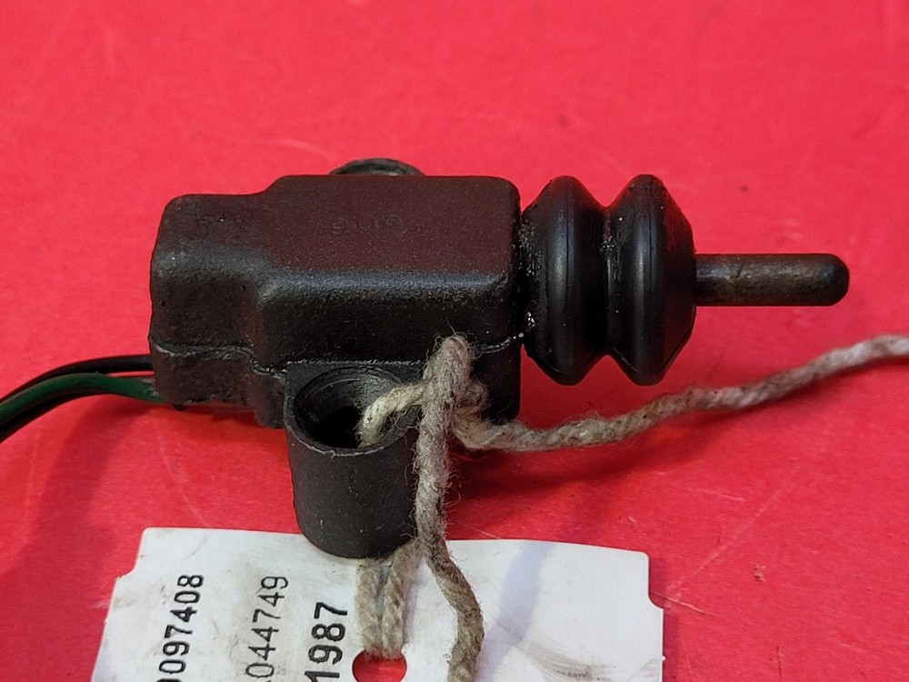 1987 KAWASAKI GPZ 600 R SIDE STAND SWITCH