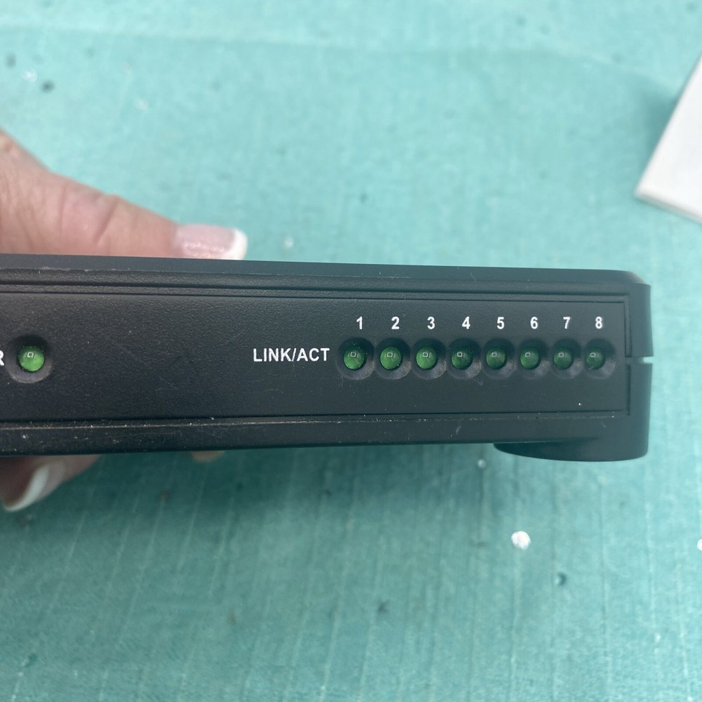 Encore 8 Port NWay Switch Model See Picture