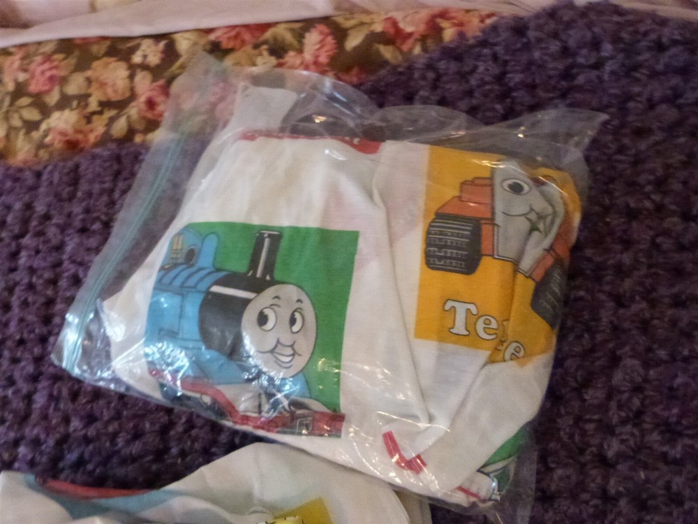 1992 Thomas Tank Engine Twin Bed Set Comforter, Fitted & Flat Sheet, Bed Skirt