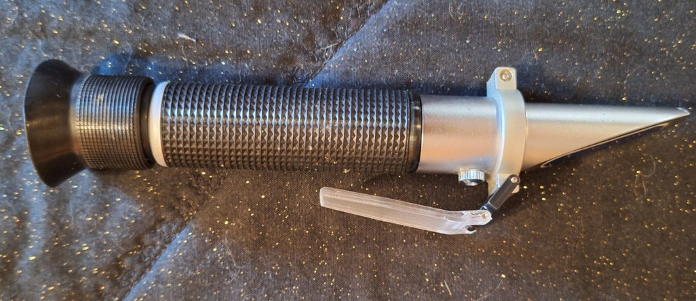 Hand Held Refractometer