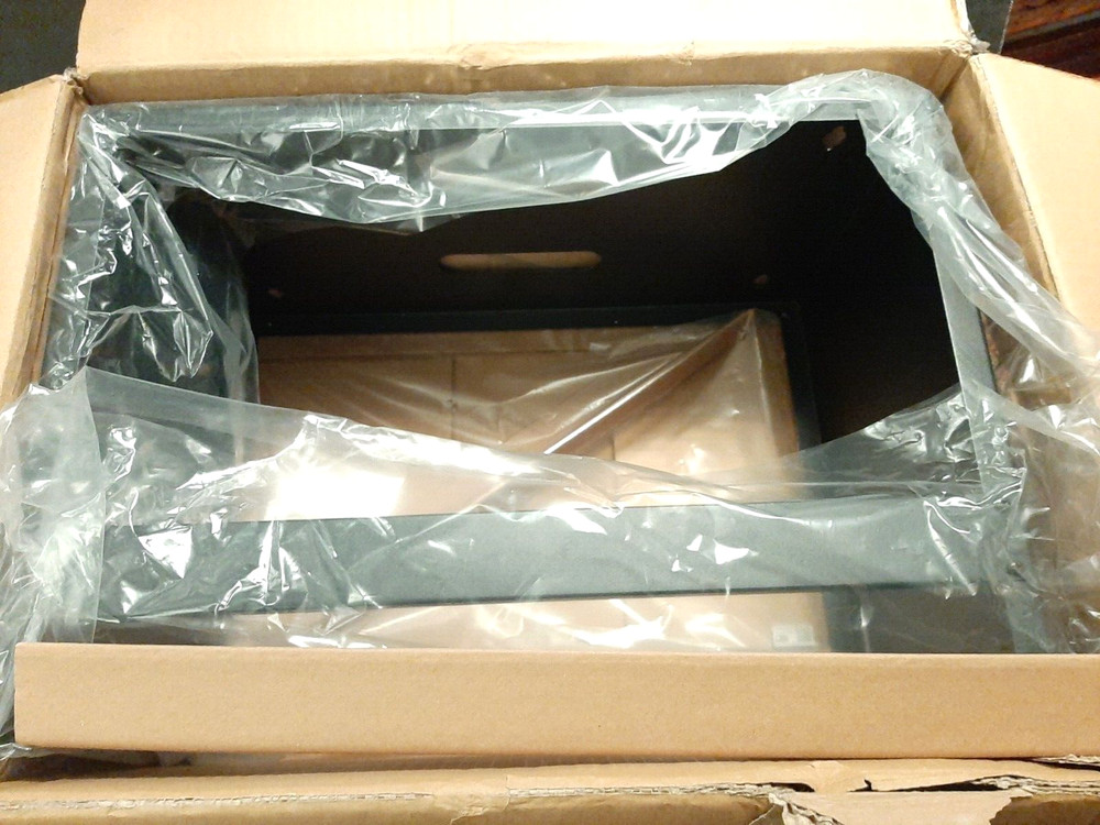 StarTech.com 6U 12 Inch Steel Wall Mount Bracket For Patch Panels NEW