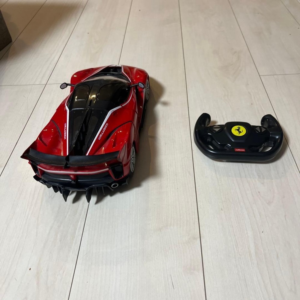 LaFerrari 54, numbered, red