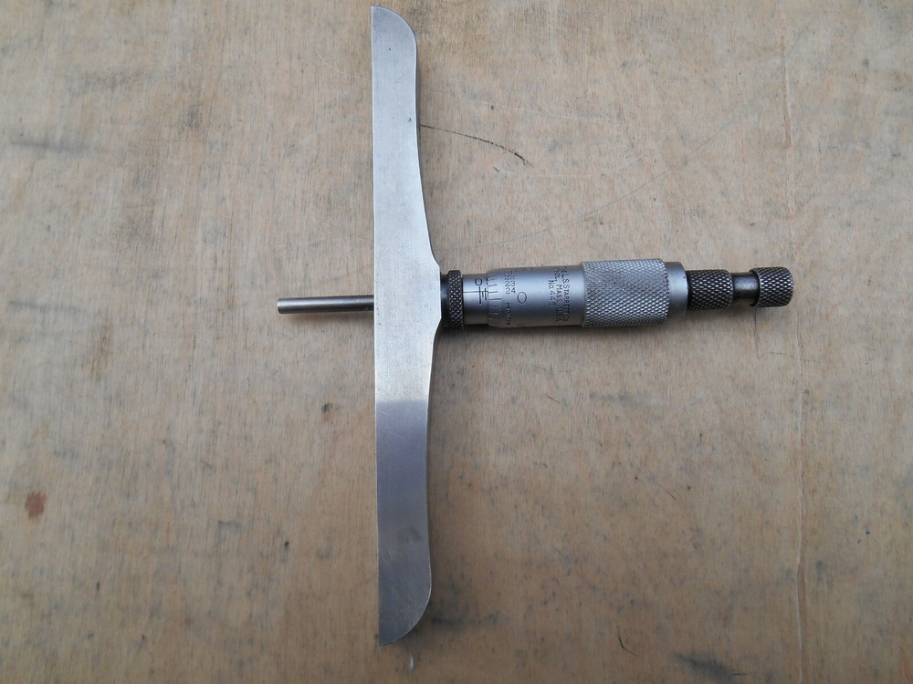 STARRETT 445 DEPTH MICROMETER , 0 - 9" , 6" BASE