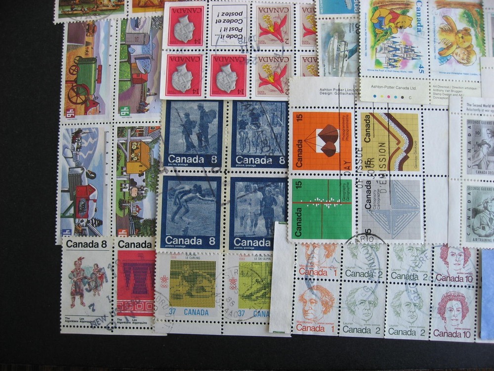 Canada elusive all different? used complete se-tenant pairs, blocks, strips