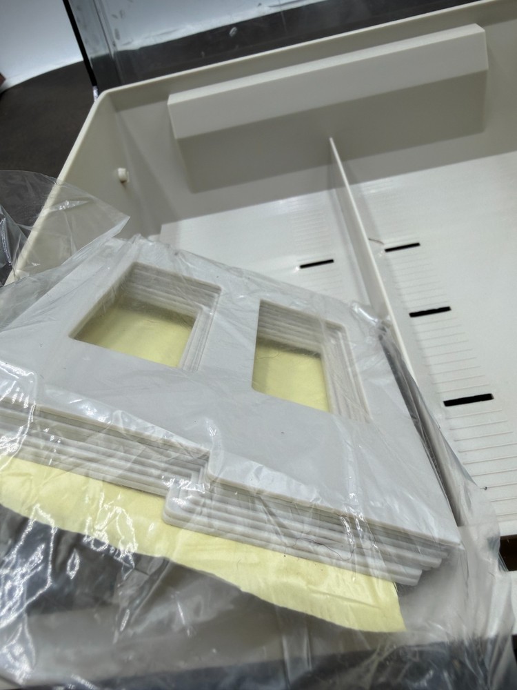 Vtg 3.5" Floppy Disk Storage Case w Dividers Double Row