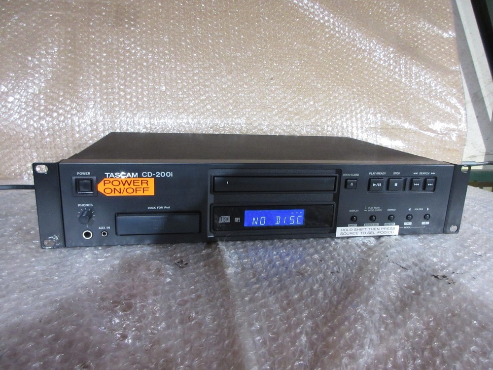 TASCAM CD-200I Professional Rack Mounted CD-R MP3 Bluetooth CD Player