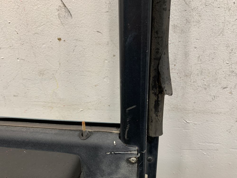 Peterbilt Door (606-13168)