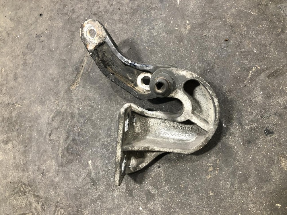 Peterbilt 379 Hood Hinge - Used | P/N 1304708L