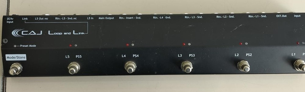 CAJ LOOP AND LINK Programmable Effect Loop Switcher from Japan