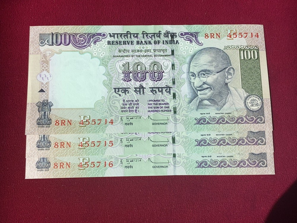 (3) Consecutive 2011 India 100 Rupees Gandhi Banknote P105a, Almost Uncirculated