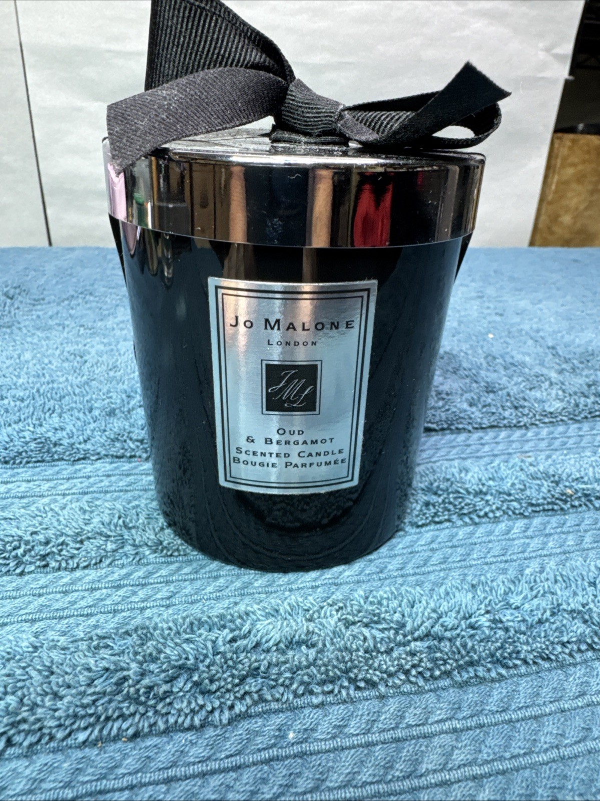 JO MALONE OUD & BERGAMOT SCENTED CANDLE  2.5"/6.36 CM New Sealed