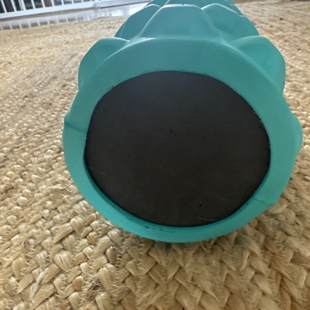 Deep Muscle Massage - Post Workout Foam Roller