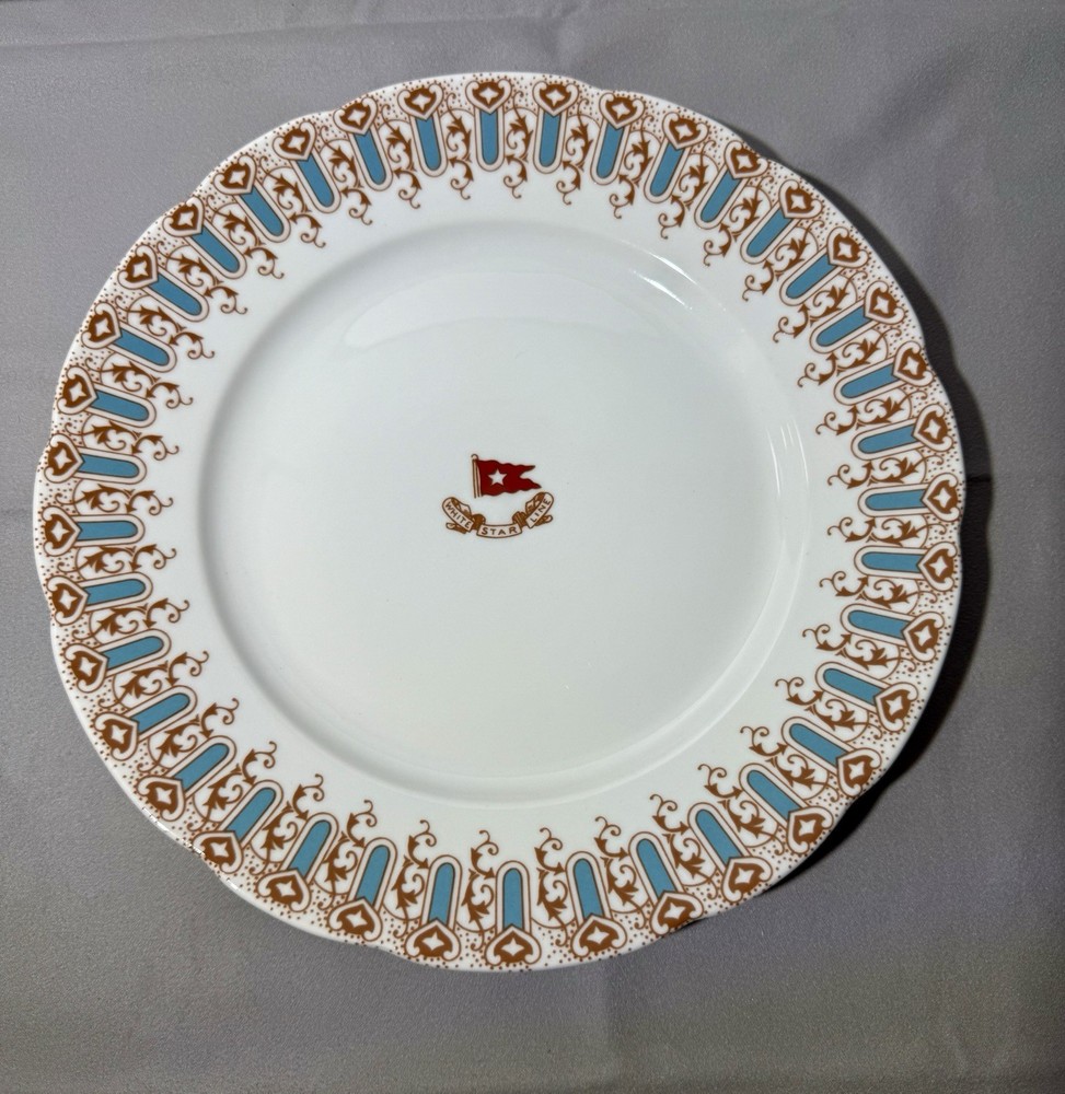 White Star Line RMS Titanic Replica Dinner Plate 9.5″ EUC