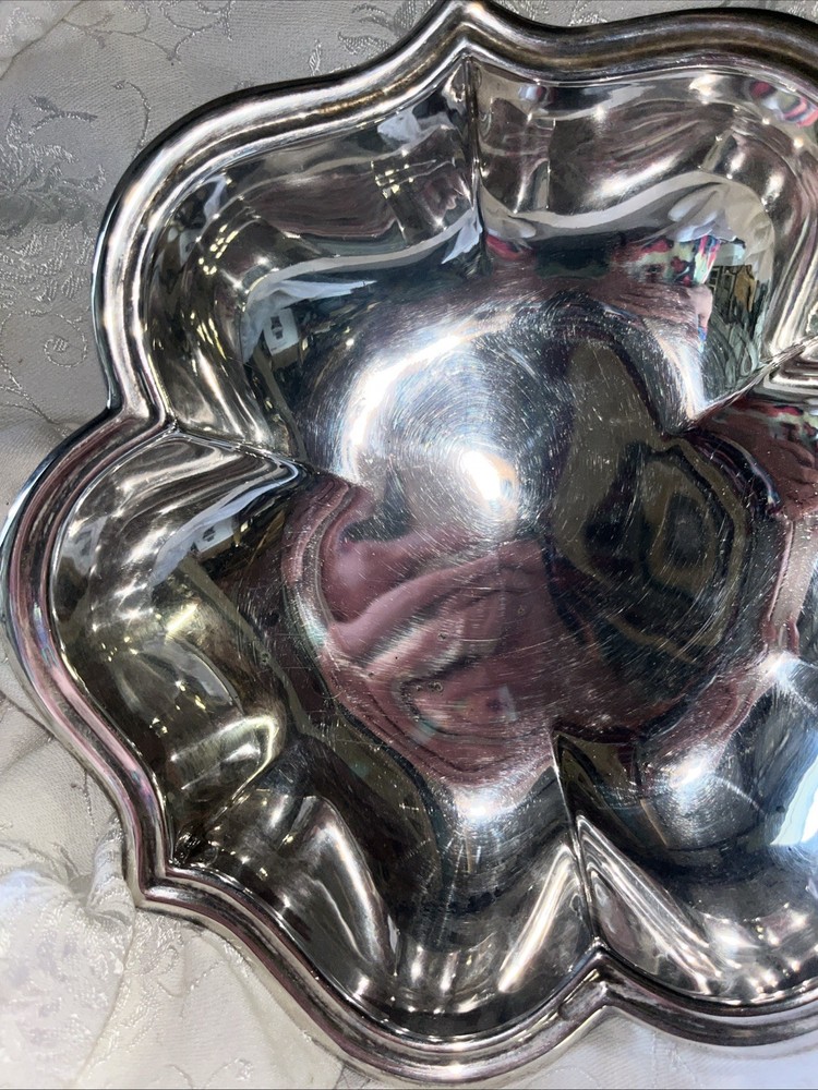 Vintage Reed And Barton Silver plated Bowl