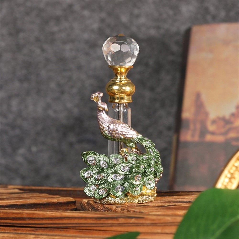 Refillable Peacock Perfume Bottle Vintage 7ml Toner Cosmetic Container 2 Pattern