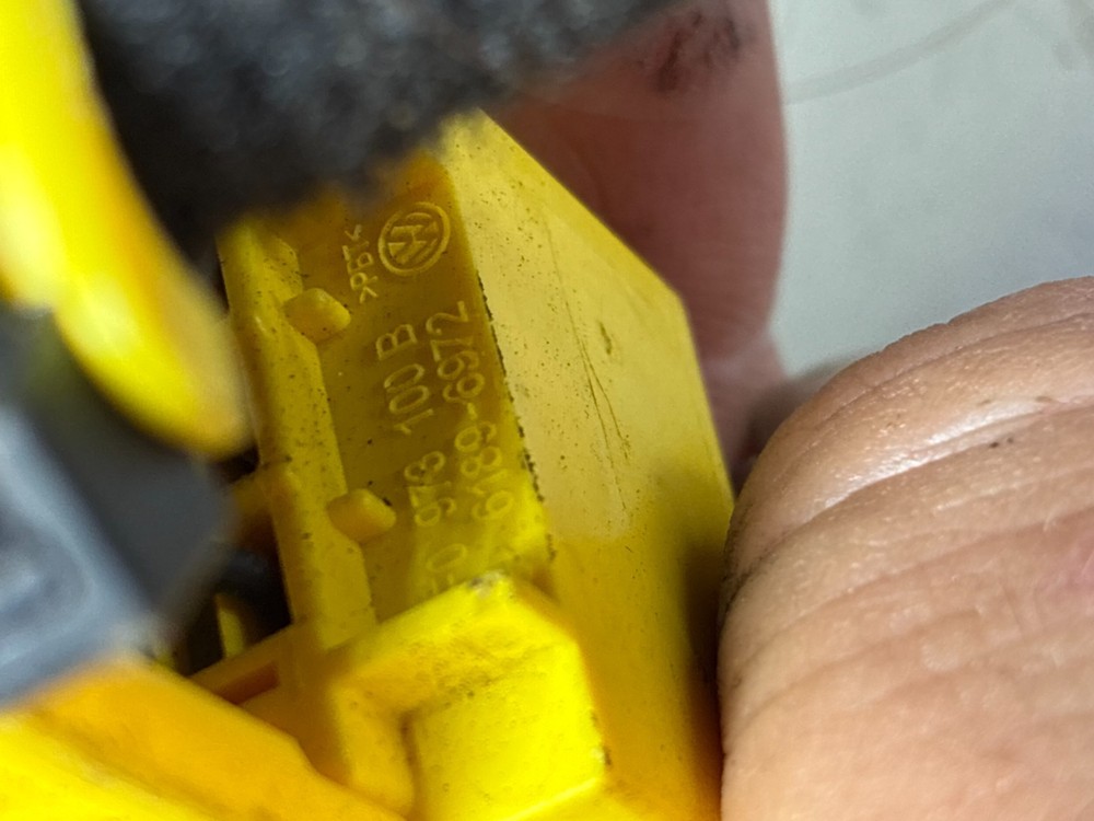 Impact Control Module Plug Wire Pigtail Connector 4F0973100B 2005-11 Audi A6 S6