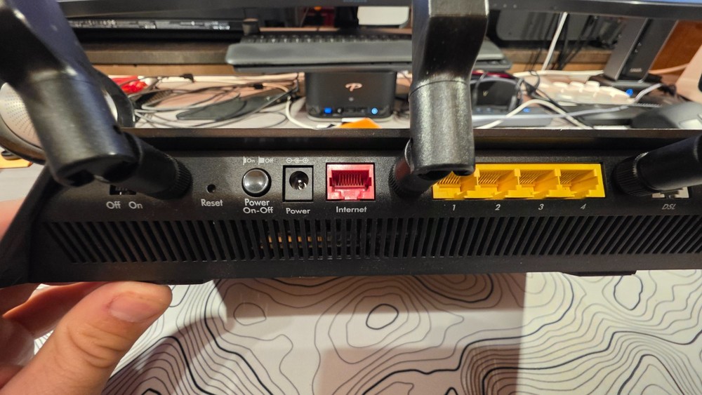 Netgear D6200 Modem Router