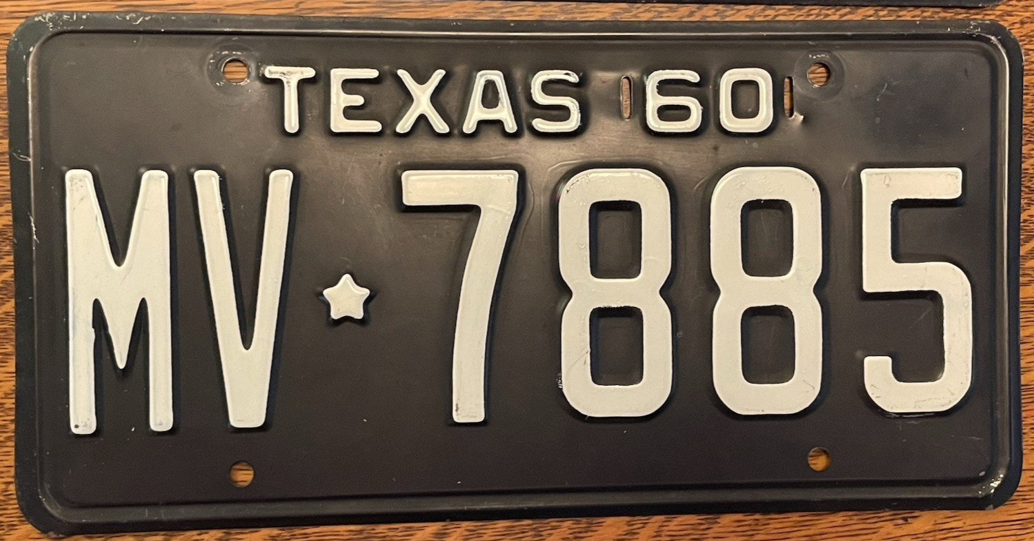 1 PAIR TEXAS LICENSE PLATE~ 1960~ MV*7885~ ORIGINAL PAINT