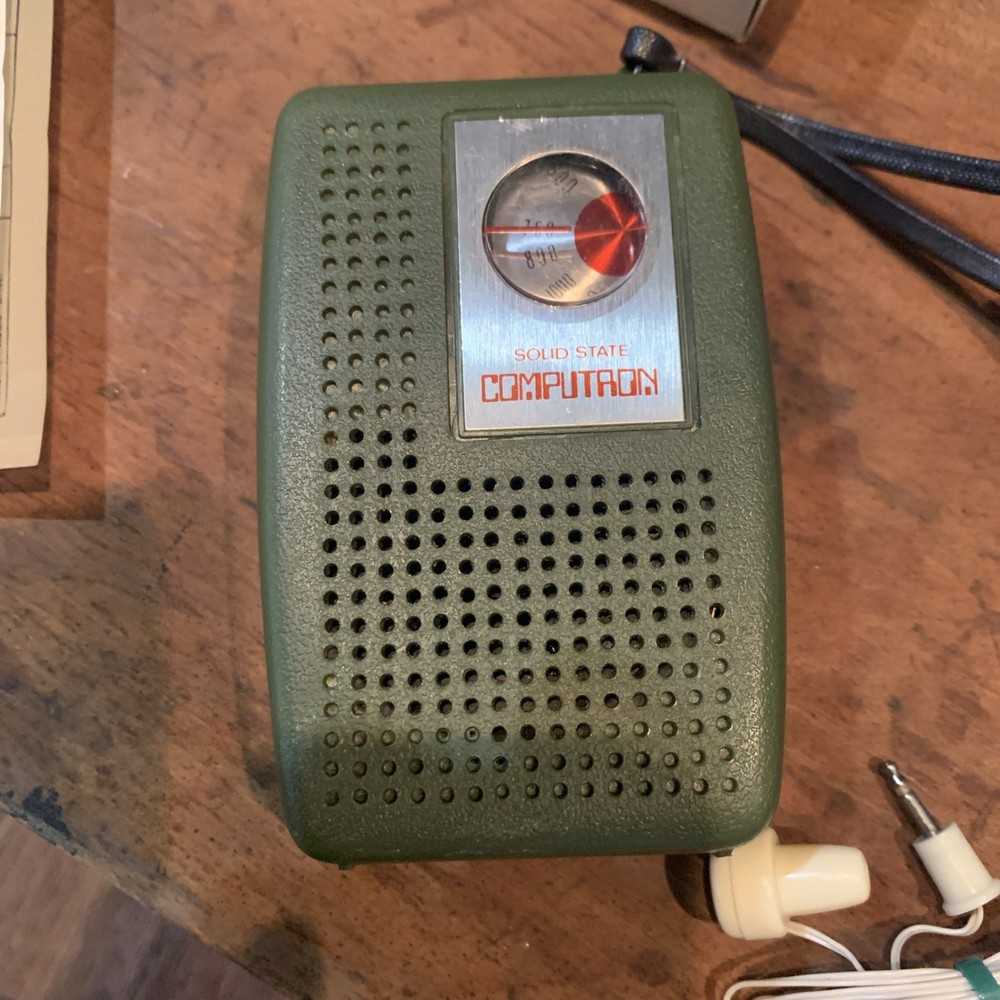 Vintage COMPUTRON AM SOLID STATE RADIO - Model 2601 ~ Hong Kong ~