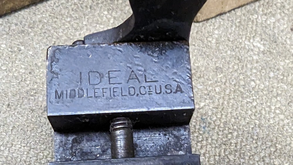 Ideal bullet mold 42458