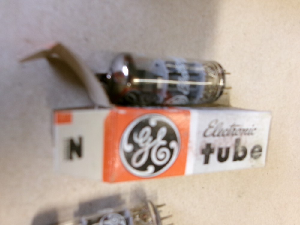 OEM VINTAGE ELECTRONIC TUBE GE 11HM7