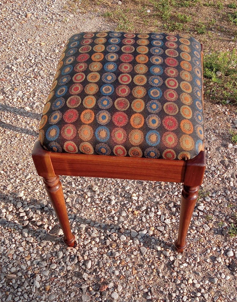 Mid Century Walnut Singer Sewing Bench (BM-VB6)