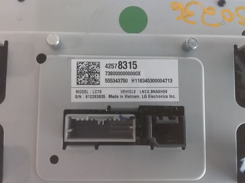 2018-2019 Chevy Silverado Dash Mounted 7" Display Screen Opt IOB