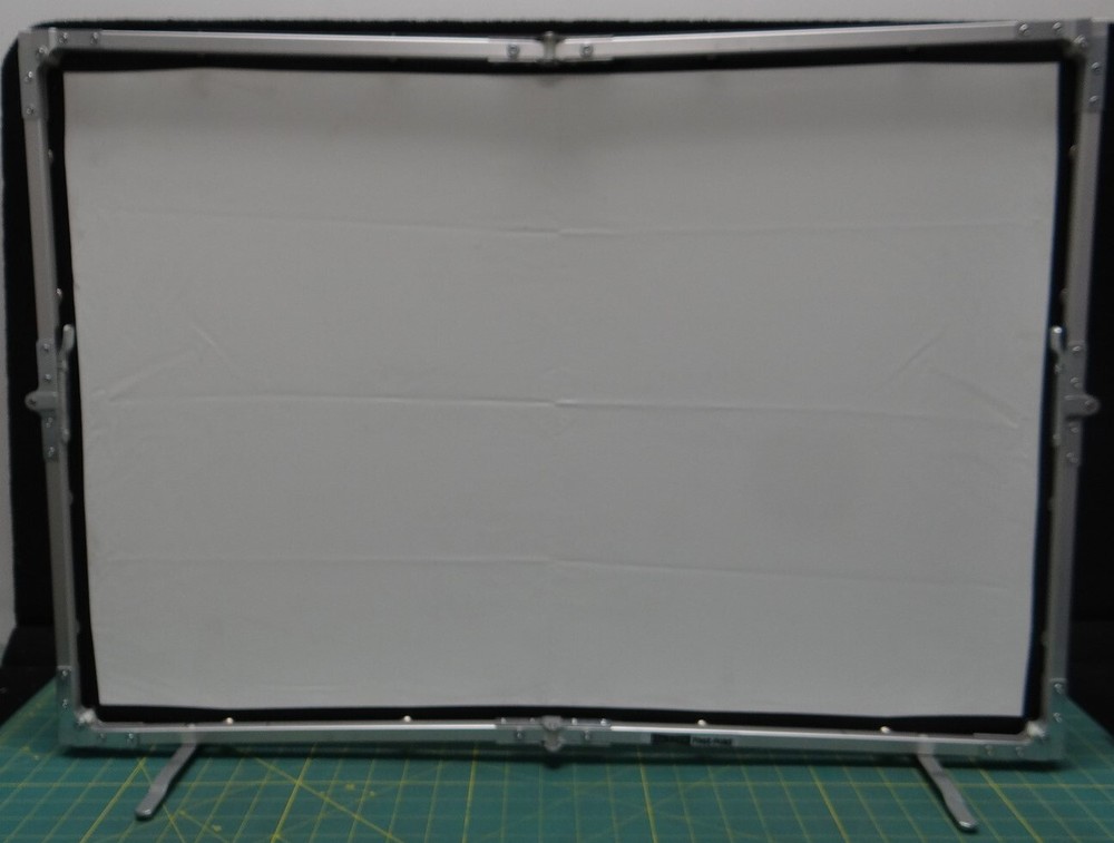 Da-Lite Fast-Fold Mini Projection Screen with Carrying Case 28"x19" Screen Size