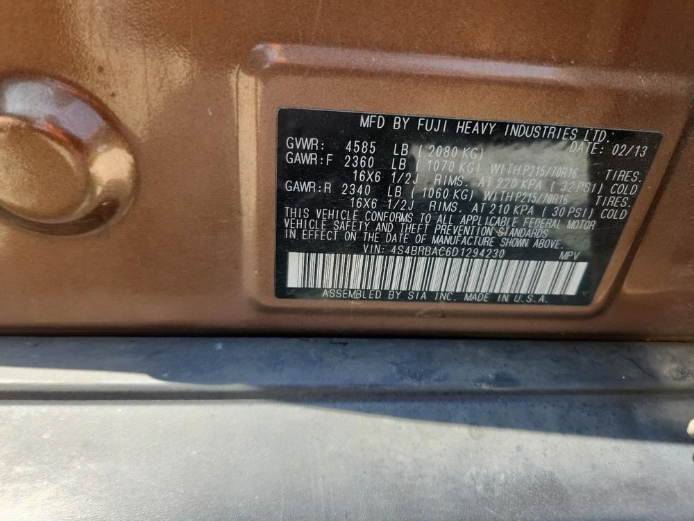 LEGACY 2013 Glove Box 4856119