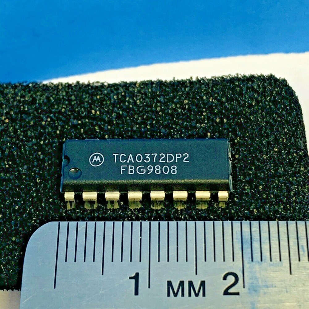 PHILIPS CDM3 INTEGRATED CIRCUIT POWER REGULATOR FOR CD PLAYER PC BOARD