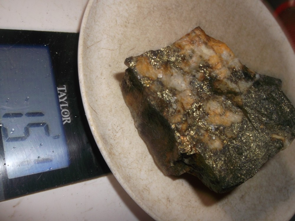 Gold, silver, copper, 151 grams samples ,ore high grade .