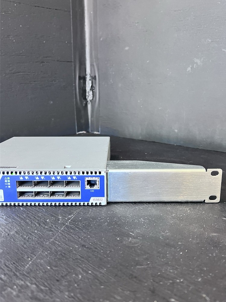 Mellanox 8-Port Switch IS5022
