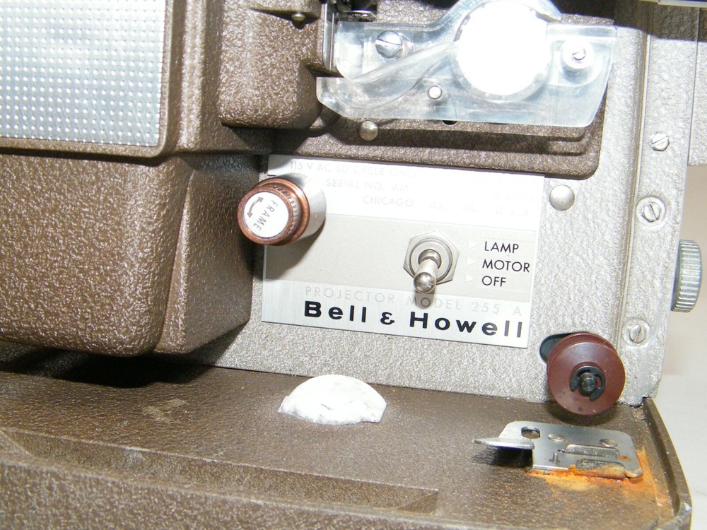 BELL & HOWELL MODEL 255A AUTOLOAD PROJECTOR