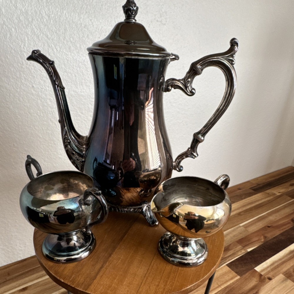 Wm. Rogers Silverplate Coffee/Tea Set with Creamer and Sugar Bowl