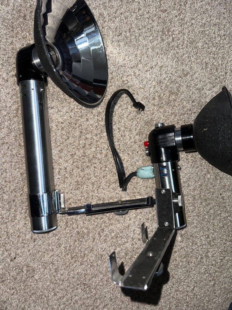 Genuine Nikon B.C. Flash Unit Model BCB-for Nikon Camera